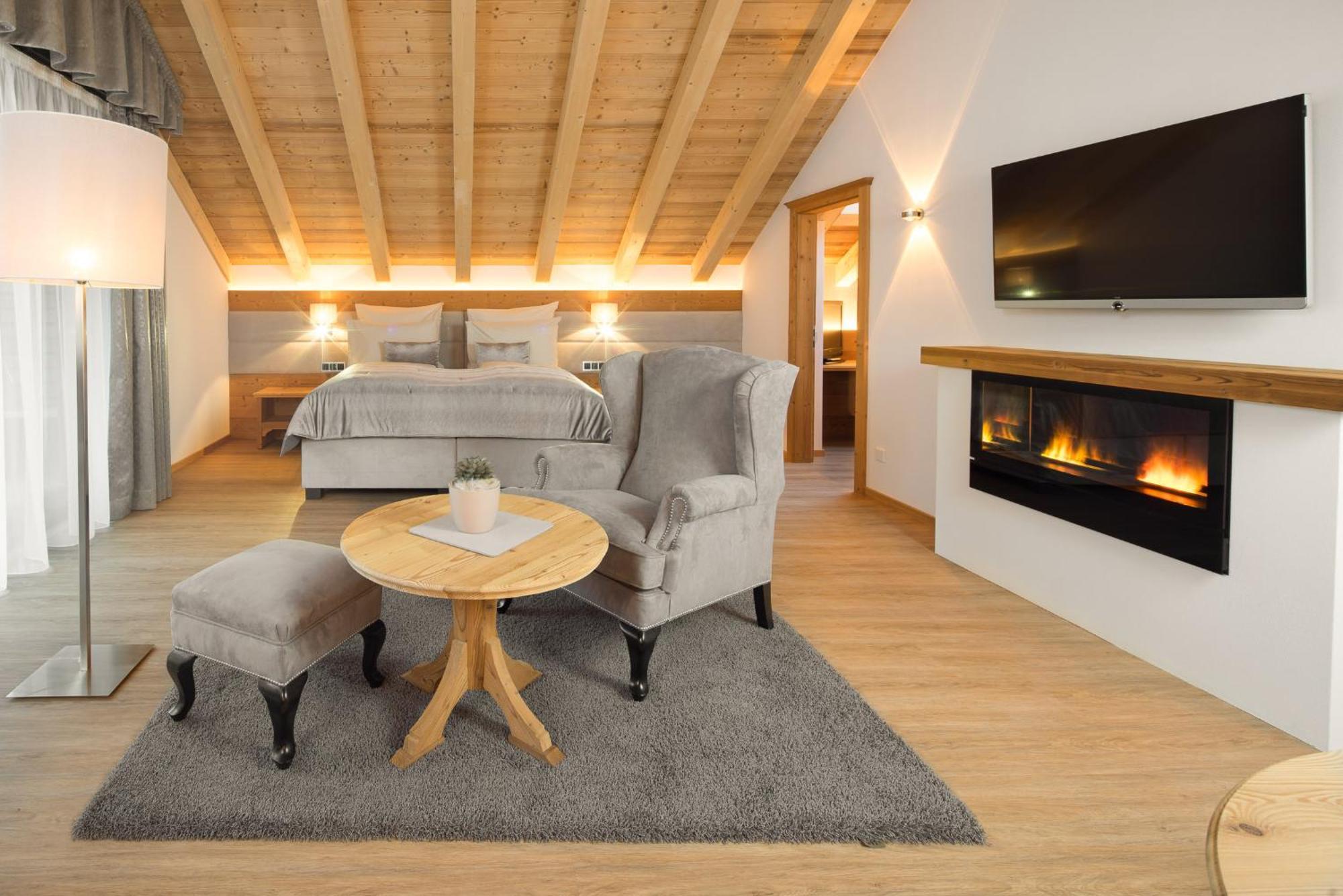 Savoy Dolomites Luxury & Spa Hotel Selva di Val Gardena Luaran gambar